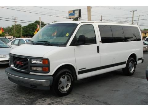 1999 GMC Savana Van G1500 SLE Passenger Data, Info and Specs