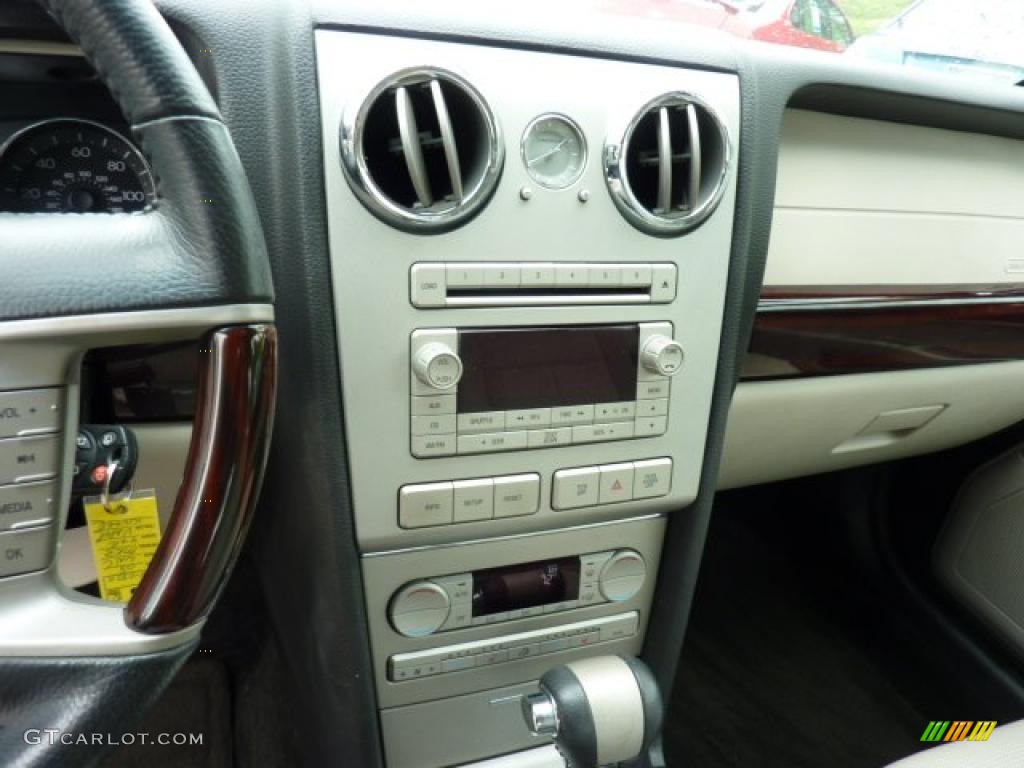 2008 MKZ Sedan - Vapor Silver Metallic / Light Stone photo #13