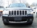 Black - Grand Cherokee Overland 4x4 Photo No. 2