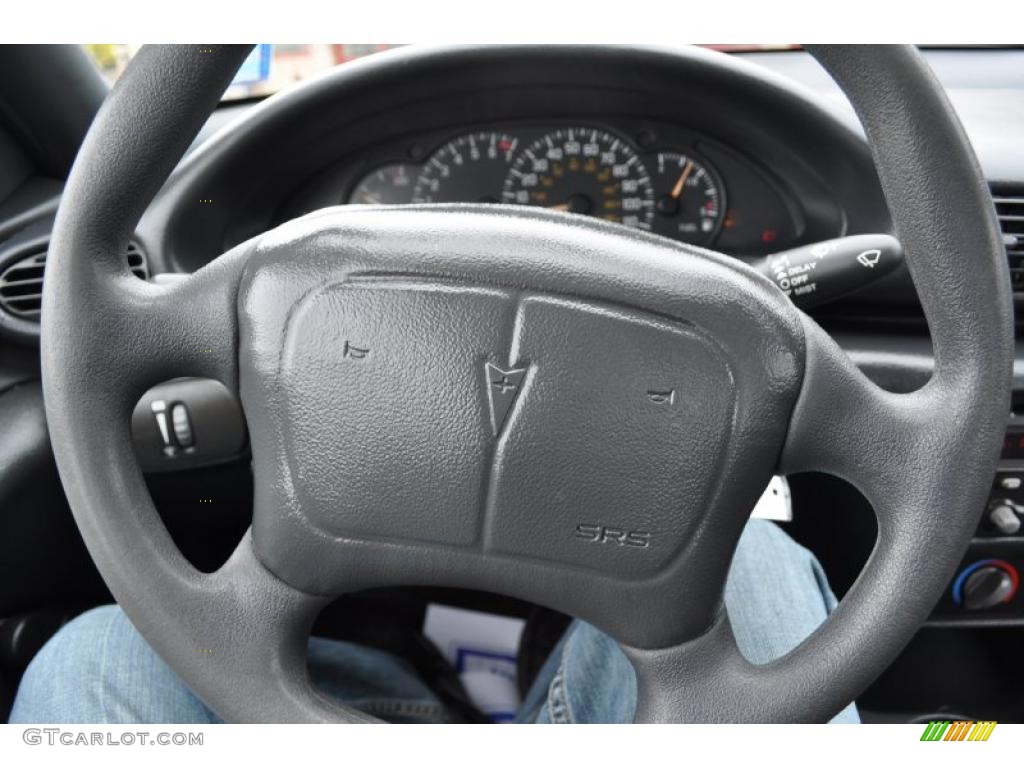 2002 Pontiac Sunfire SE Coupe Graphite Steering Wheel Photo #49370366