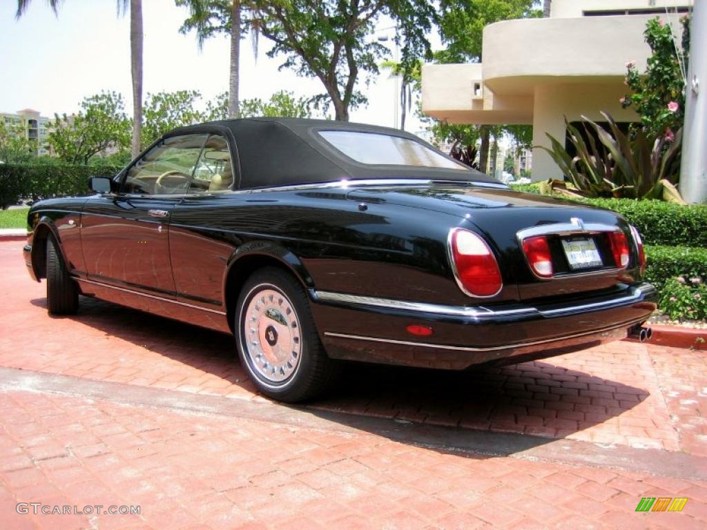 Black 2000 Rolls-Royce Corniche Standard Corniche Model Exterior Photo #49372274