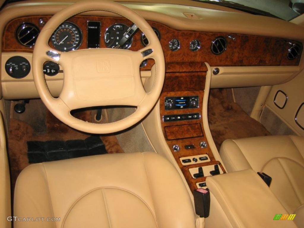 2000 Rolls-Royce Corniche Standard Corniche Model Tan Dashboard Photo #49372580