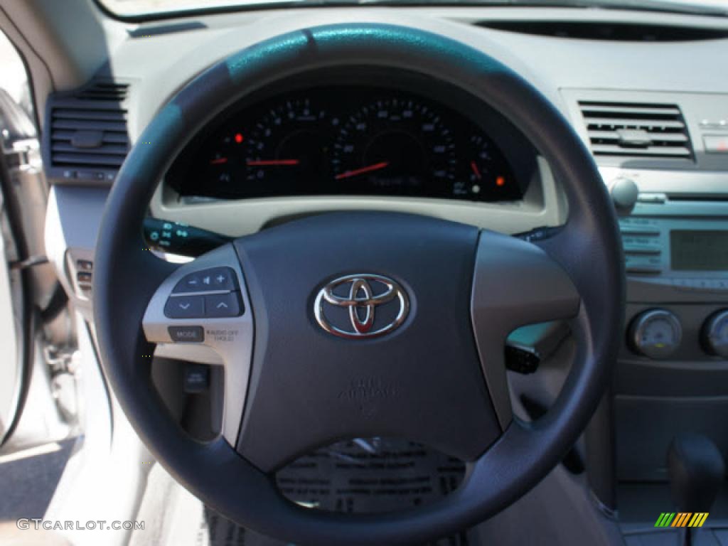 2010 Camry LE - Classic Silver Metallic / Ash Gray photo #14