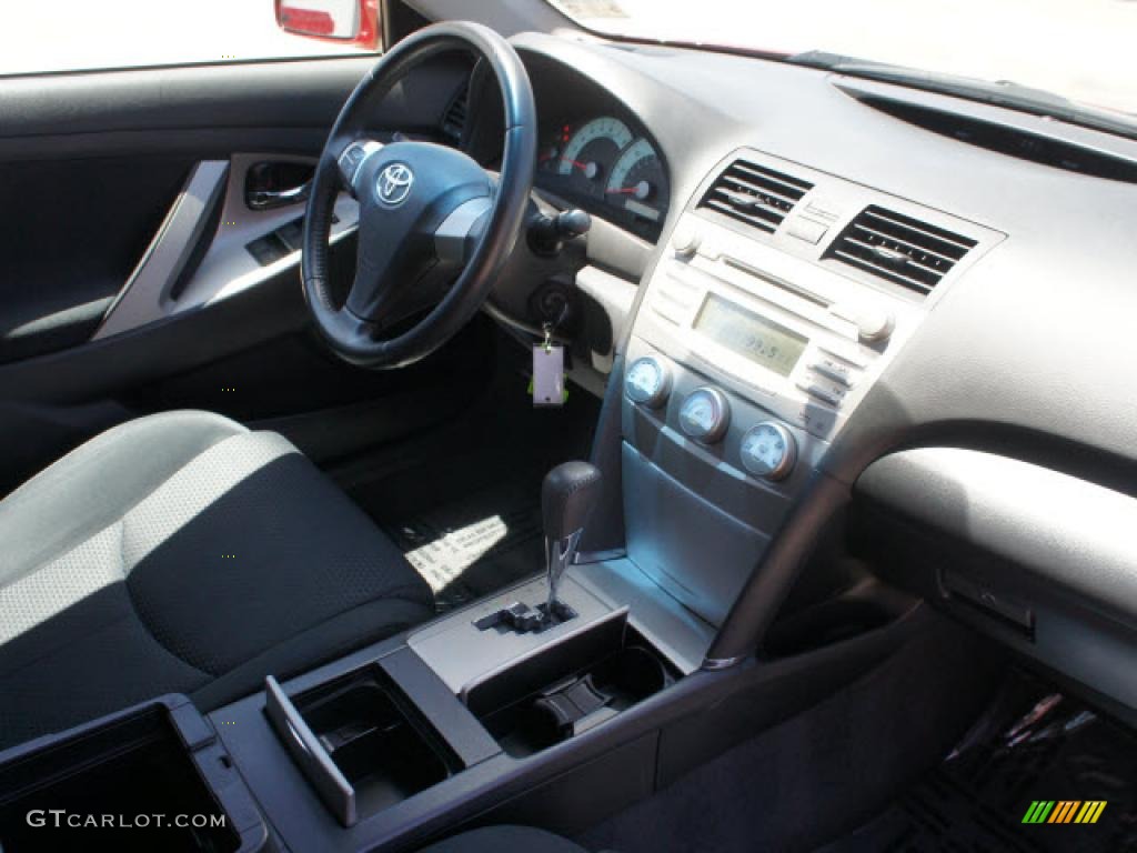 2010 Camry SE - Barcelona Red Metallic / Dark Charcoal photo #19