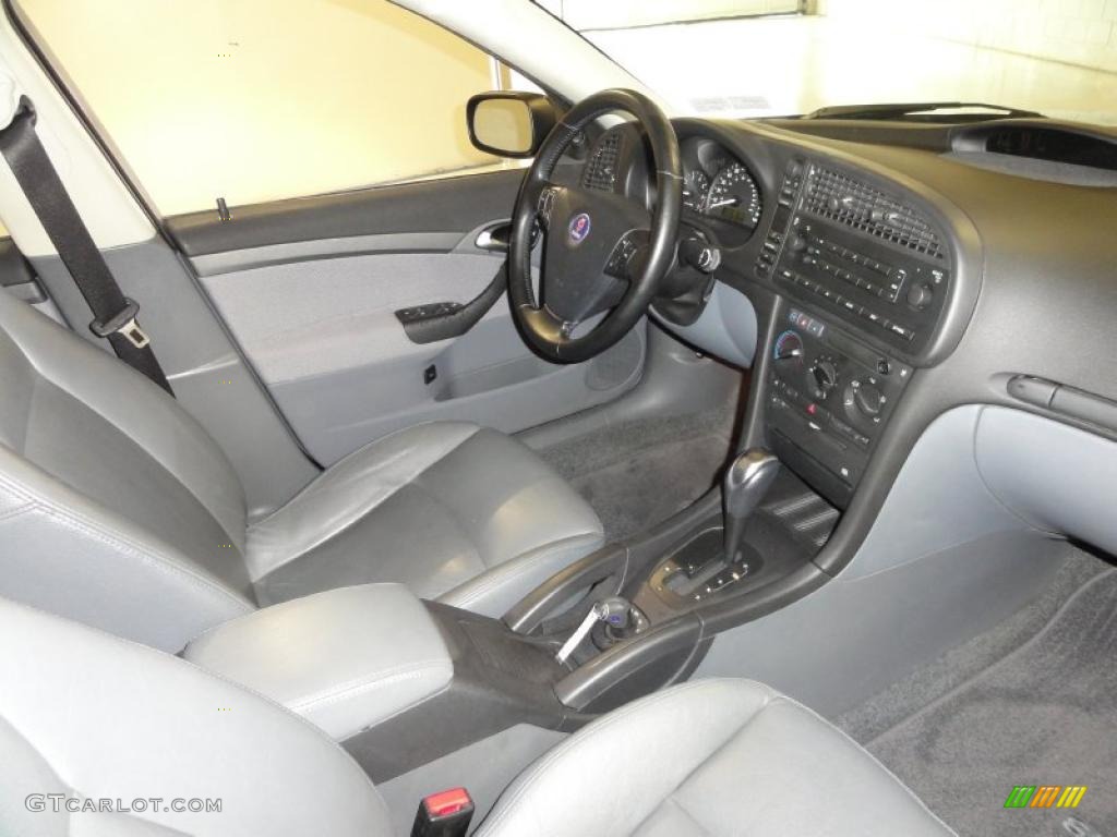 Charcoal Grey Interior 2003 Saab 9-3 Linear Sport Sedan Photo #49378574