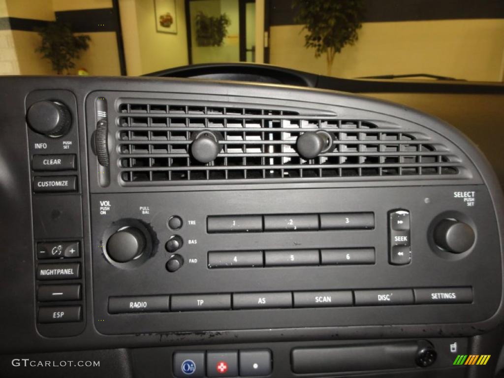 2003 Saab 9-3 Linear Sport Sedan Controls Photo #49378790