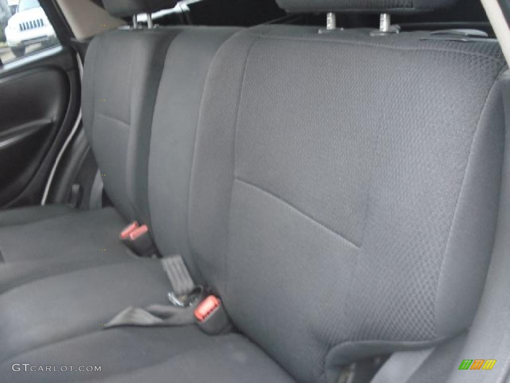 2003 Grand Cherokee Laredo - Stone White / Dark Slate Gray photo #11