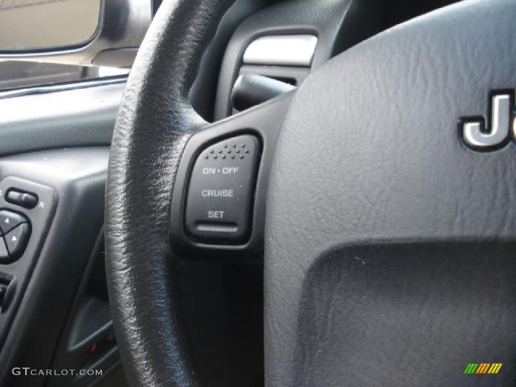 2003 Grand Cherokee Laredo - Stone White / Dark Slate Gray photo #26