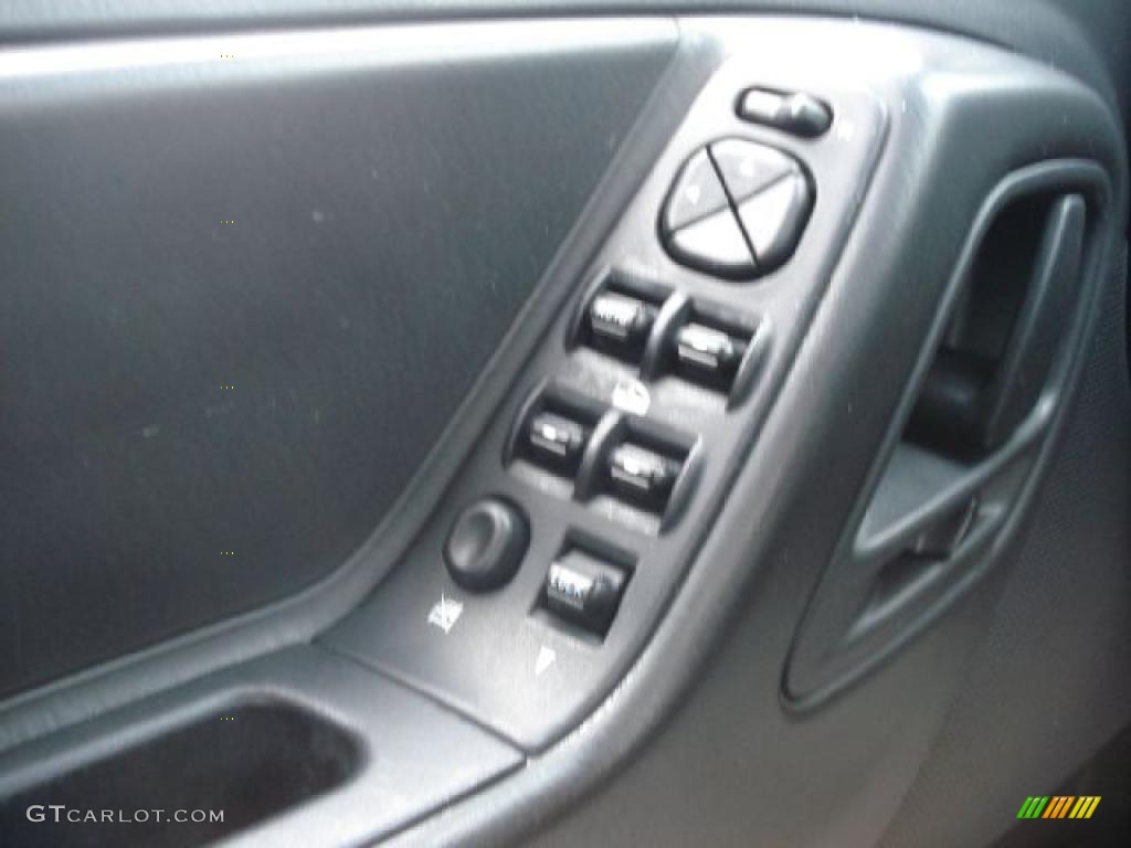2003 Grand Cherokee Laredo - Stone White / Dark Slate Gray photo #27