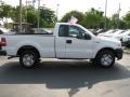 2005 Oxford White Ford F150 XL Regular Cab  photo #12