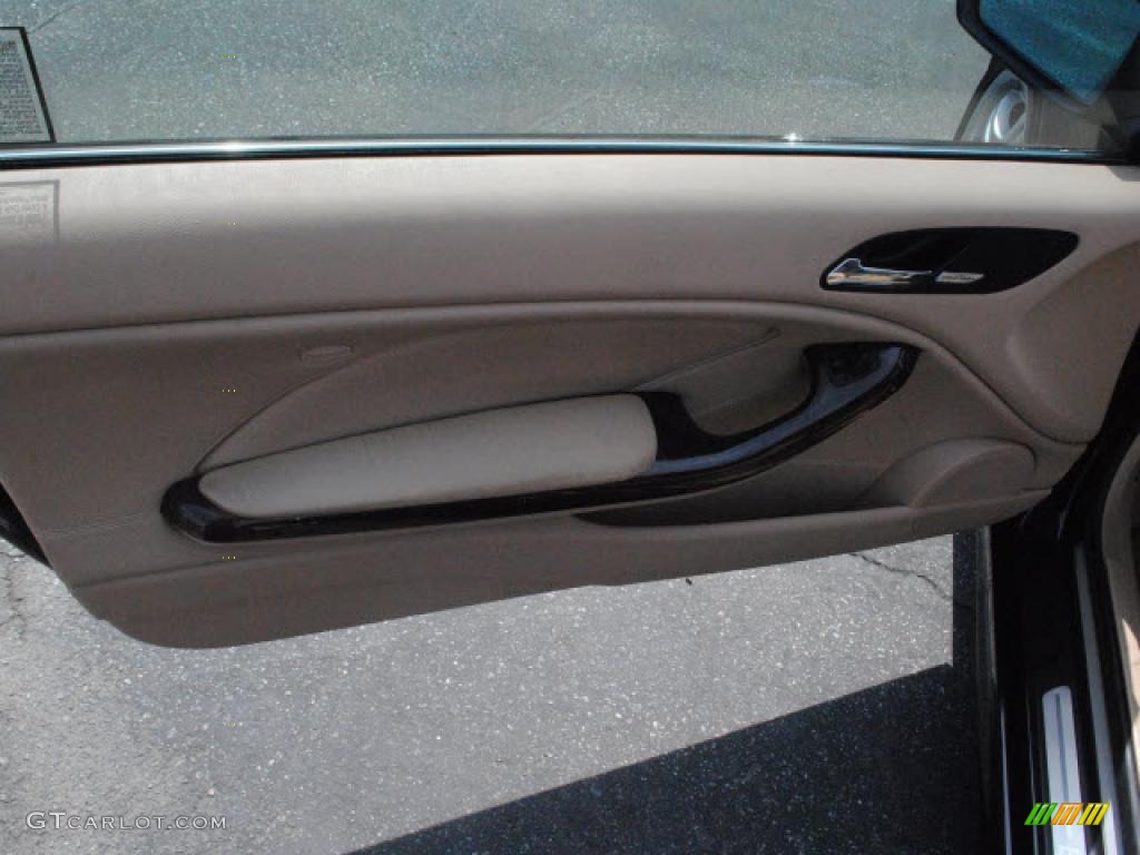 2004 3 Series 330i Coupe - Jet Black / Sand photo #14