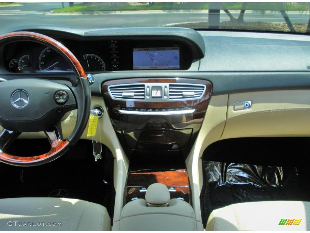 2007 Mercedes-Benz CL 550 Sahara Biege Dashboard Photo #49387260