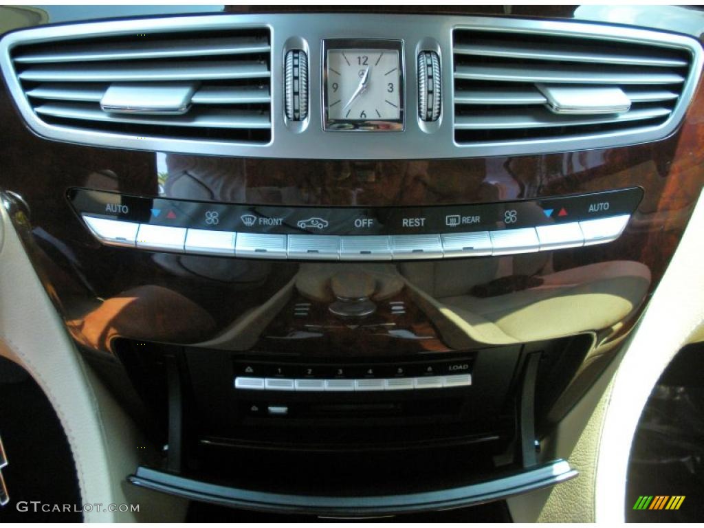 2007 Mercedes-Benz CL 550 Controls Photo #49387275