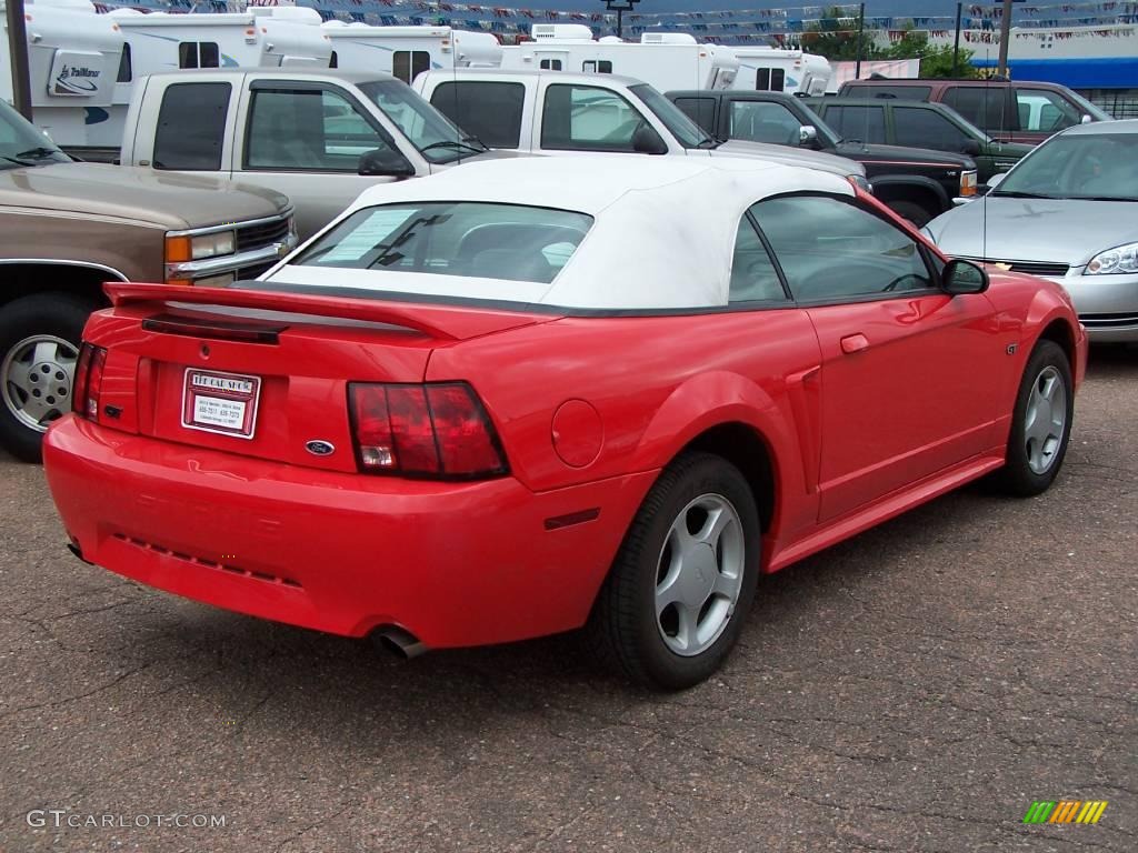 2000 Mustang GT Convertible - Performance Red / Medium Graphite photo #12