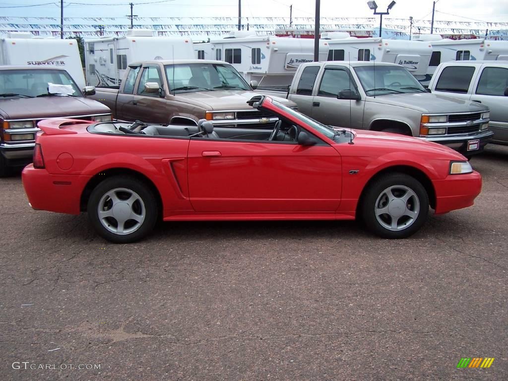 2000 Mustang GT Convertible - Performance Red / Medium Graphite photo #14