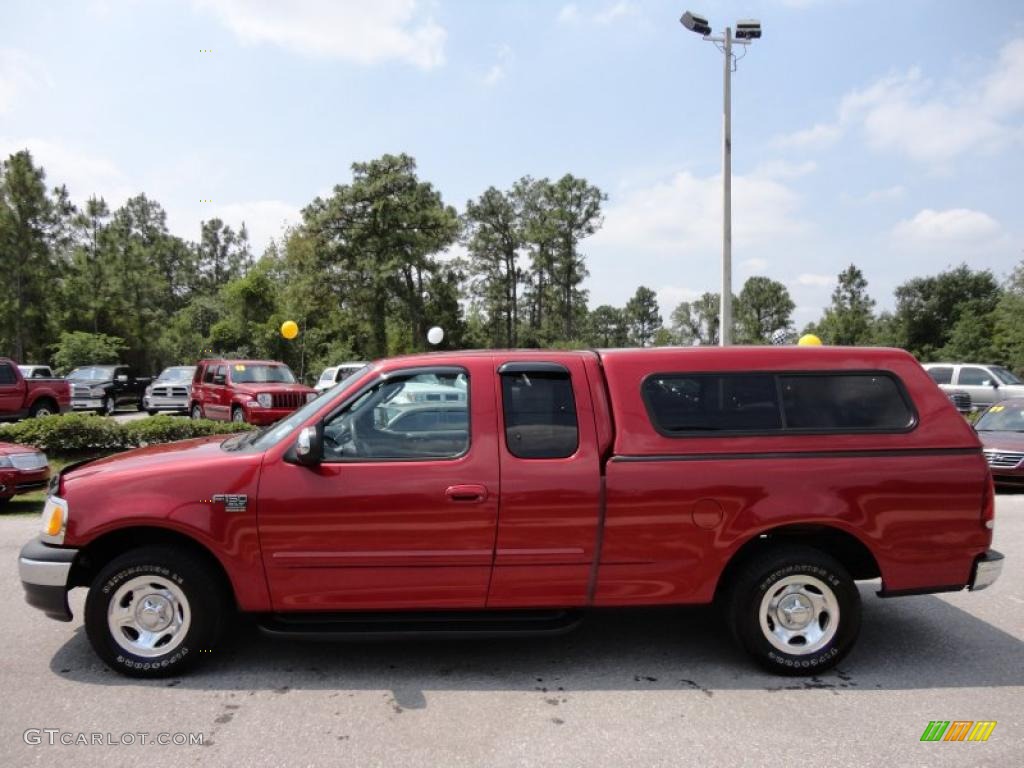 2002 F150 XLT SuperCab - Toreador Red Metallic / Medium Graphite photo #2