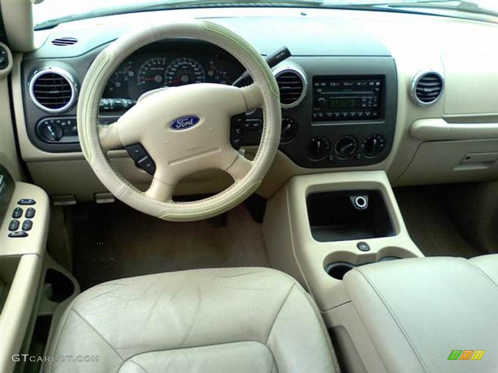2004 Ford Expedition XLT 4x4 Medium Parchment Dashboard Photo #49388424
