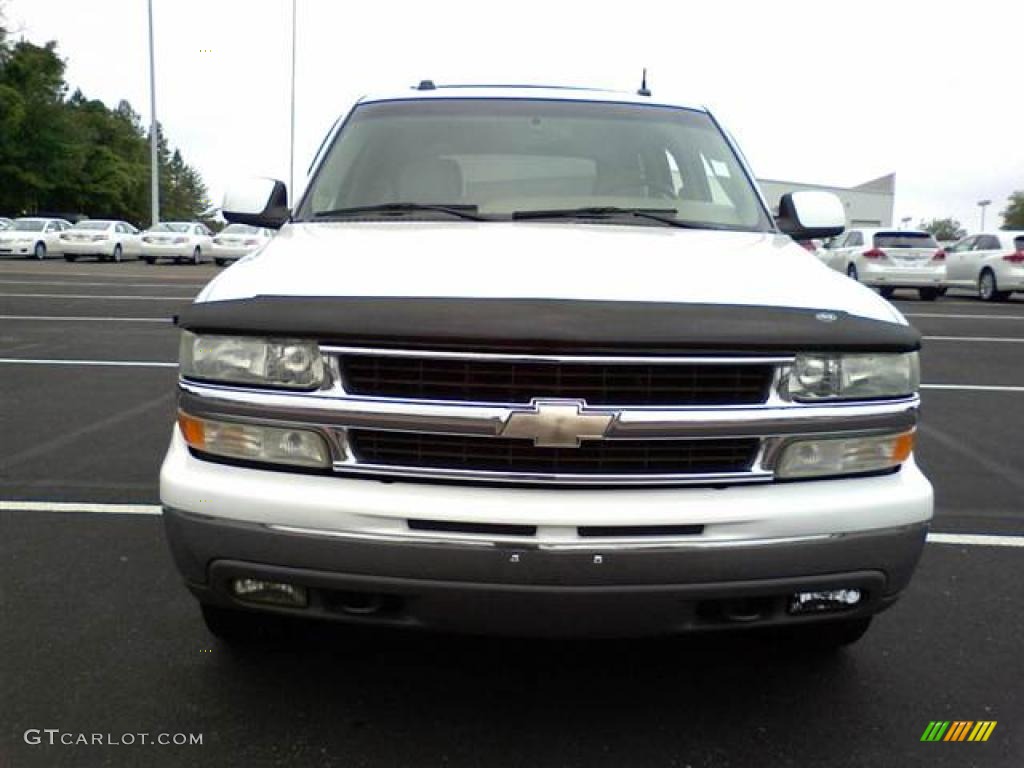 2004 Tahoe LT 4x4 - Summit White / Tan/Neutral photo #2