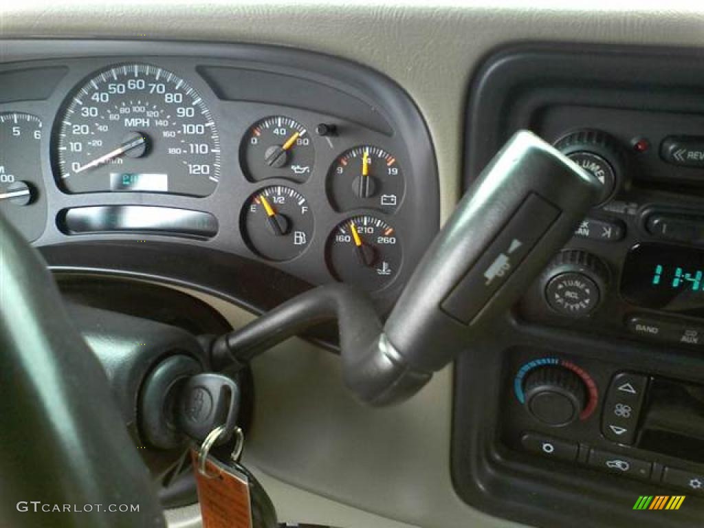 2004 Tahoe LT 4x4 - Summit White / Tan/Neutral photo #10