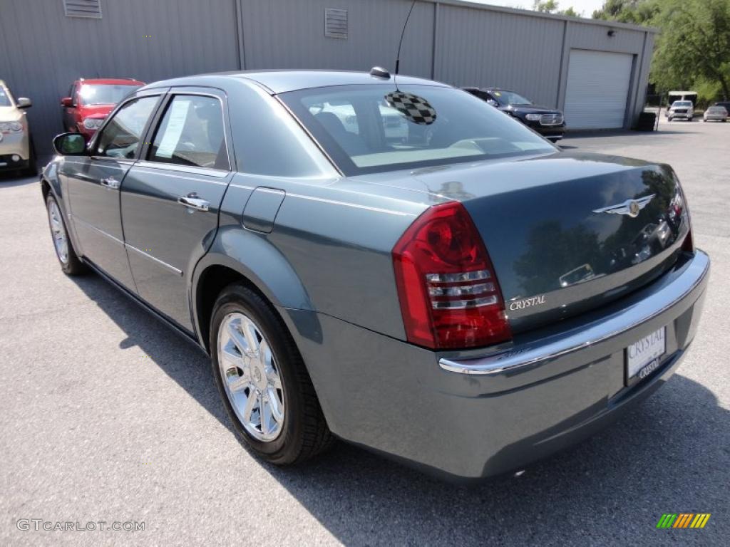 2005 300 C HEMI - Magnesium Pearl / Dark Slate Gray/Light Graystone photo #3