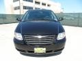 2007 Brilliant Black Crystal Pearl Chrysler Town & Country   photo #8