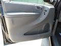 2007 Brilliant Black Crystal Pearl Chrysler Town & Country   photo #41