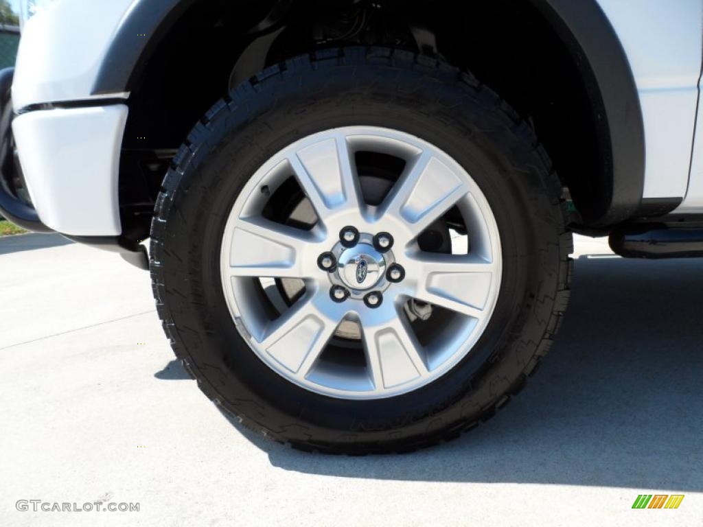 2010 F150 FX4 SuperCrew 4x4 - Oxford White / Black photo #14