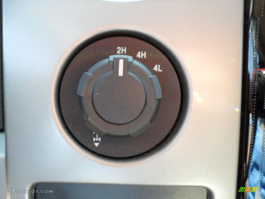 2010 F150 FX4 SuperCrew 4x4 - Oxford White / Black photo #49