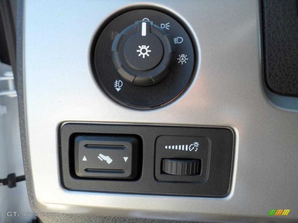 2010 F150 FX4 SuperCrew 4x4 - Oxford White / Black photo #54