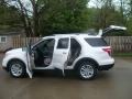 2011 White Platinum Tri-Coat Ford Explorer XLT  photo #9