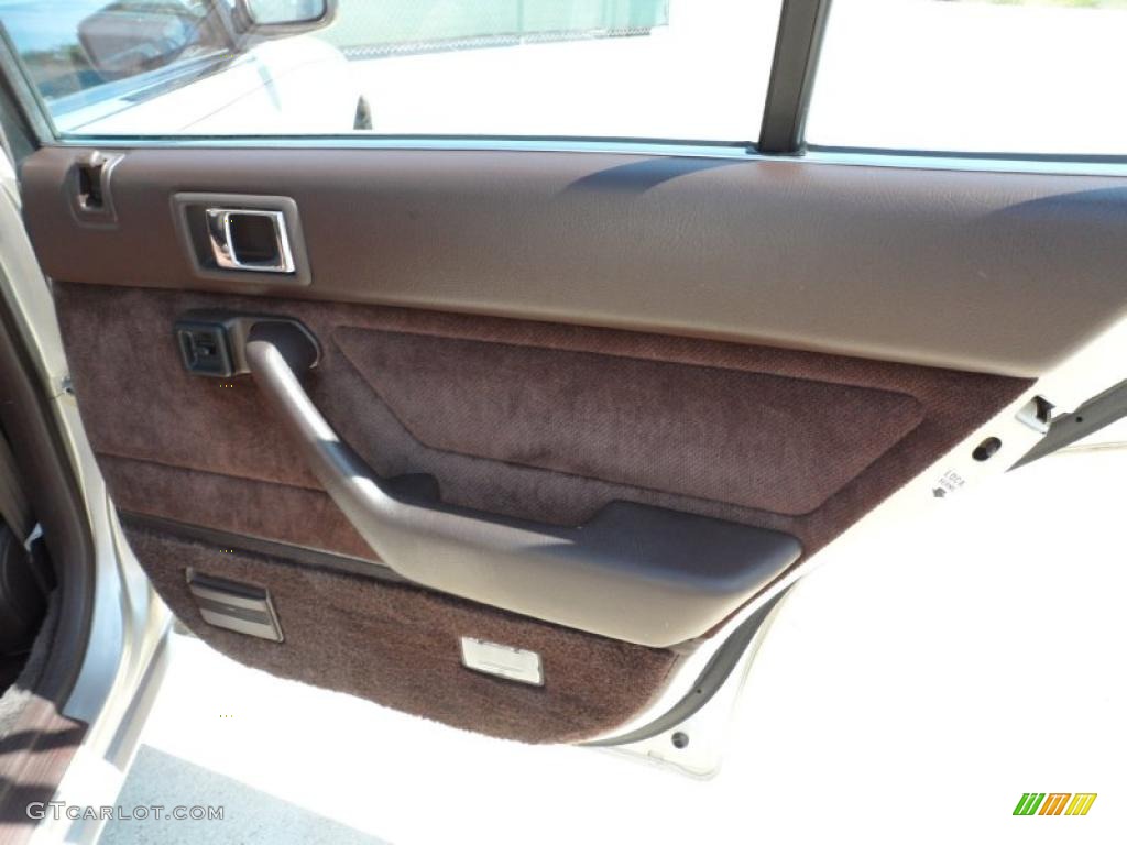 1987 Accord LXi Sedan - Champagne Beige Metallic / Burgundy photo #21