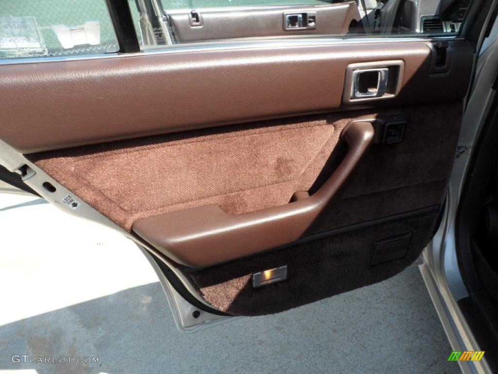 1987 Accord LXi Sedan - Champagne Beige Metallic / Burgundy photo #24