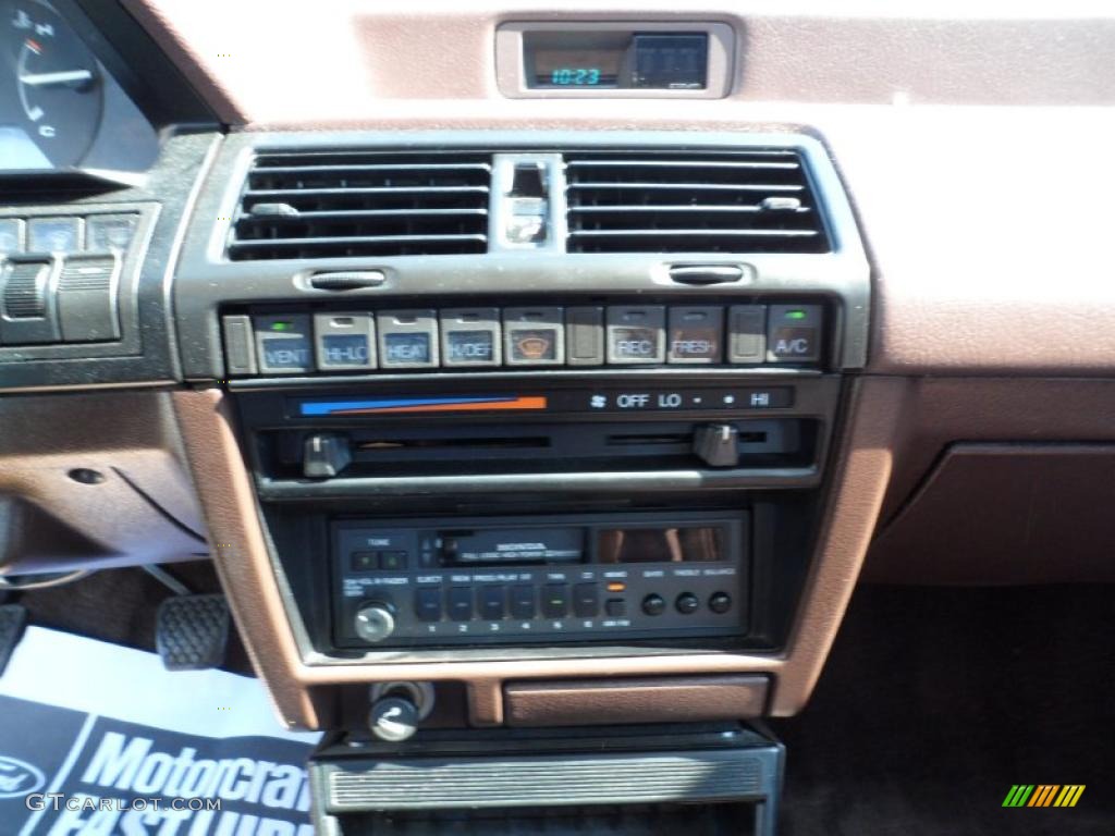 1987 Accord LXi Sedan - Champagne Beige Metallic / Burgundy photo #30