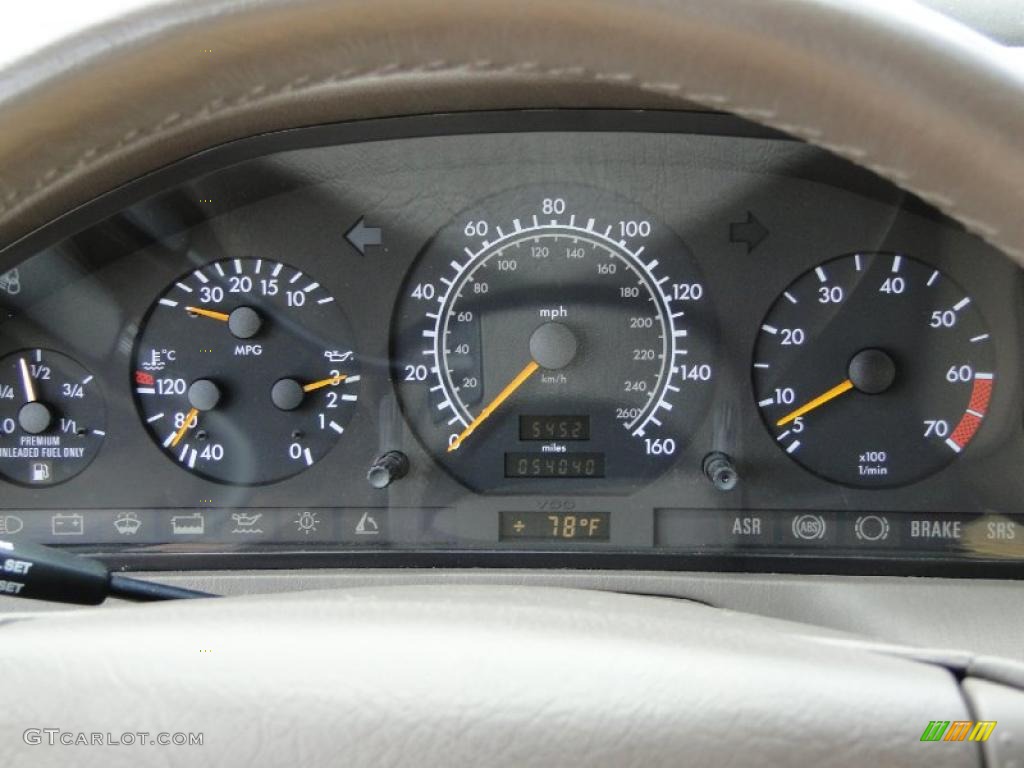 1997 Mercedes-Benz SL 500 Roadster Gauges Photo #49397126