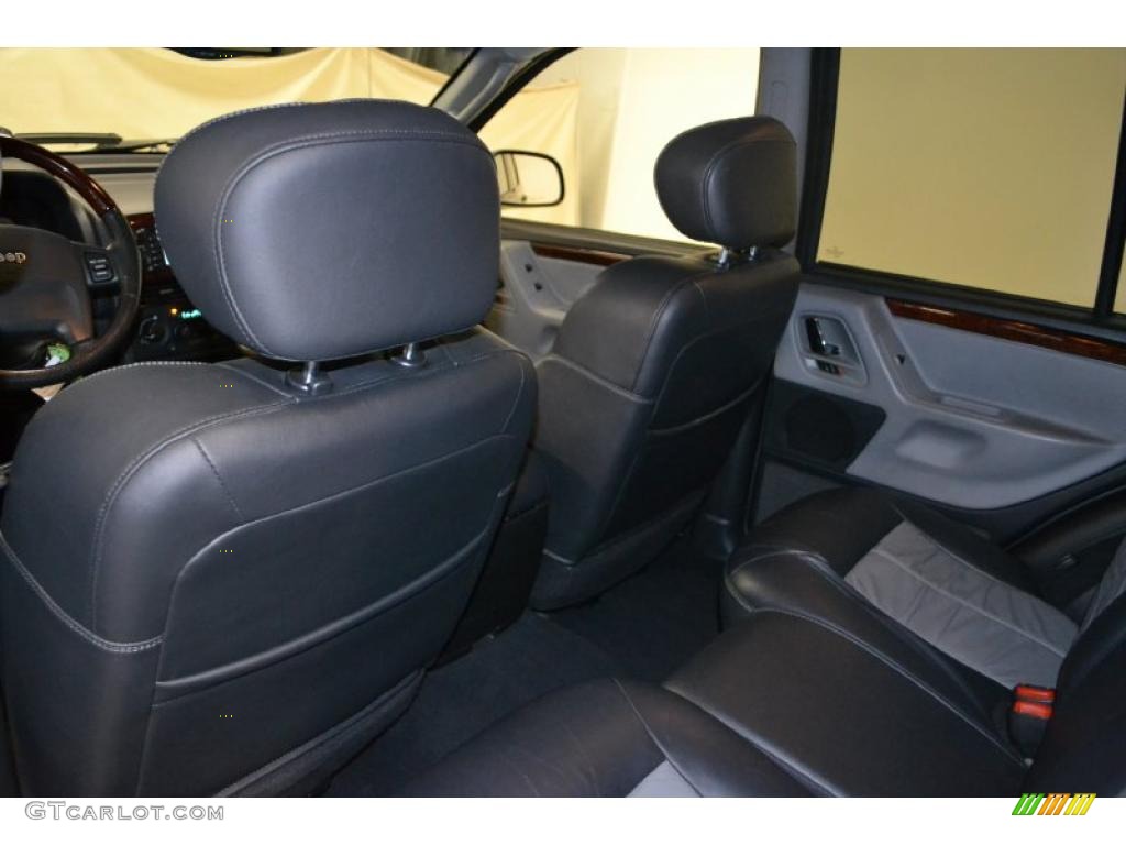 2004 Grand Cherokee Overland 4x4 - Graphite Metallic / Dark Slate Gray photo #22