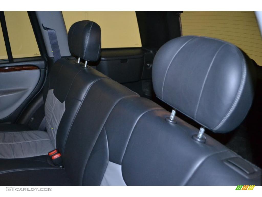 2004 Grand Cherokee Overland 4x4 - Graphite Metallic / Dark Slate Gray photo #24
