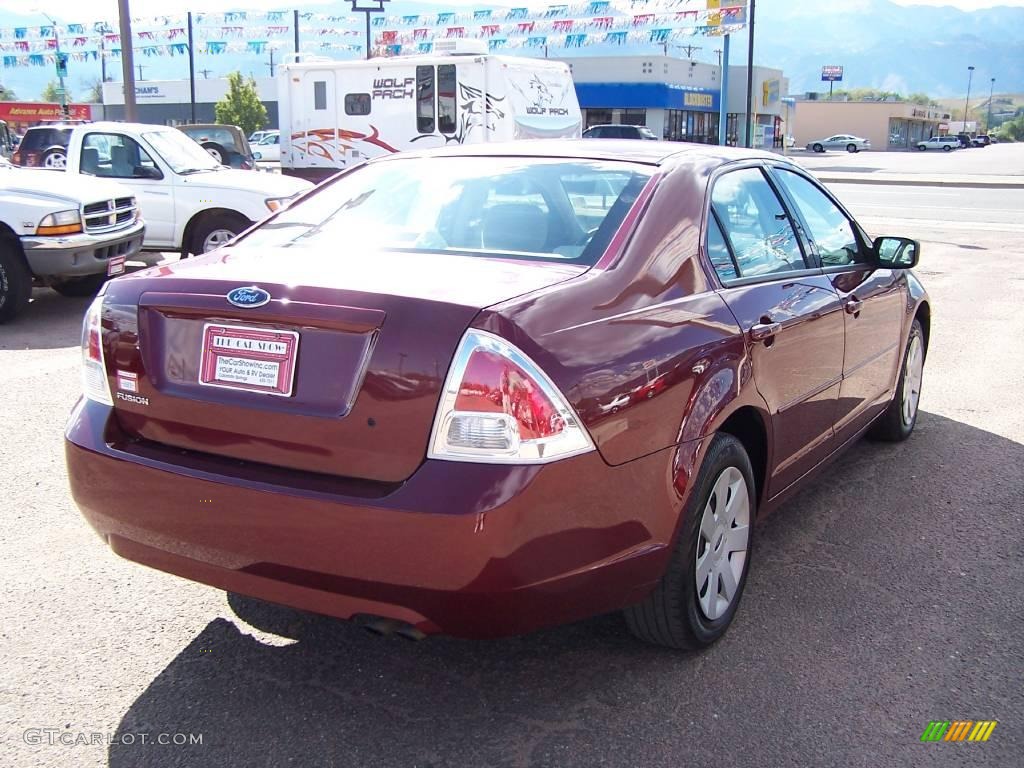 2007 Fusion S - Merlot Metallic / Light Stone photo #8