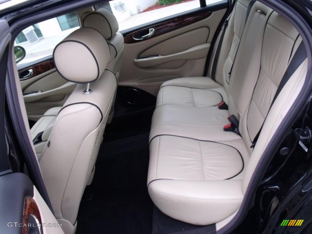 Barley/Charcoal Interior 2007 Jaguar XJ XJ8 L Photo #49399676