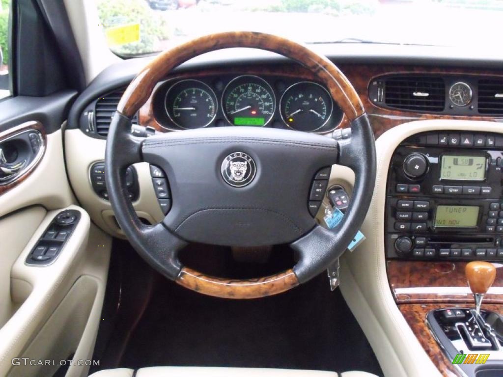 2007 Jaguar XJ XJ8 L Barley/Charcoal Steering Wheel Photo #49399817