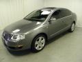 United Grey Metallic - Passat 2.0T Sedan Photo No. 3