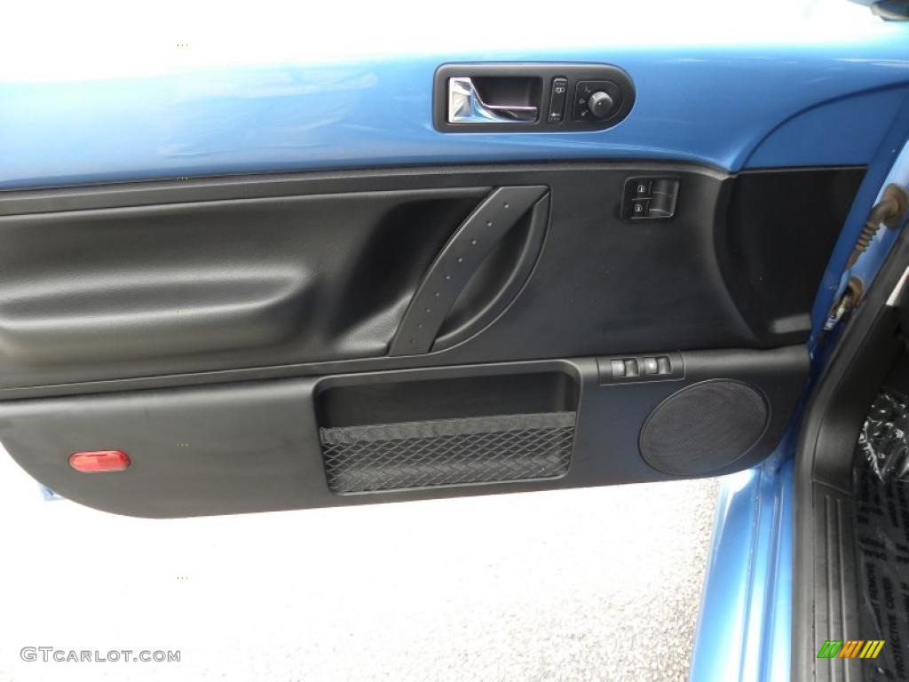 2010 Volkswagen New Beetle 2.5 Coupe Black Door Panel Photo #49401038