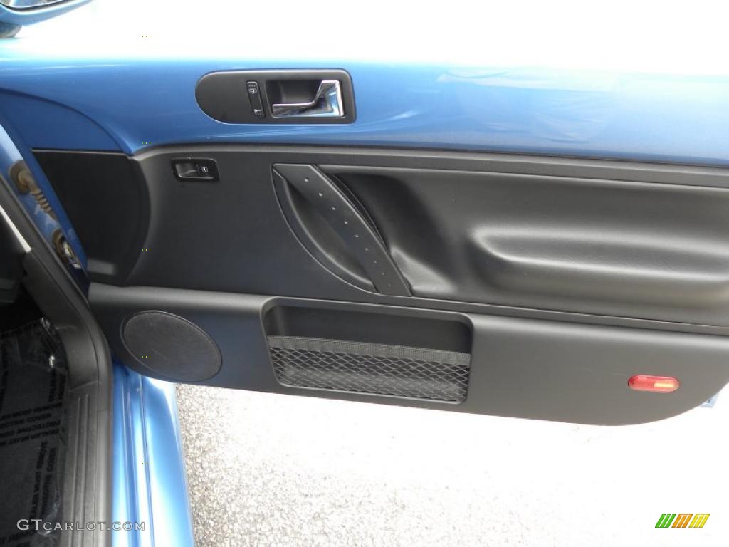 2010 Volkswagen New Beetle 2.5 Coupe Black Door Panel Photo #49401083