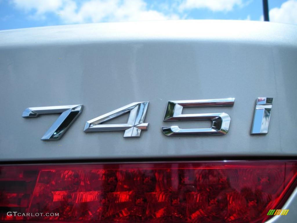 2005 BMW 7 Series 745i Sedan Marks and Logos Photo #49401878
