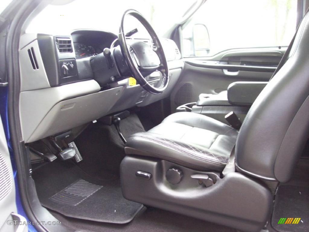 Dark Flint Interior 2003 Ford F350 Super Duty XLT SuperCab 4x4 Photo #49402085