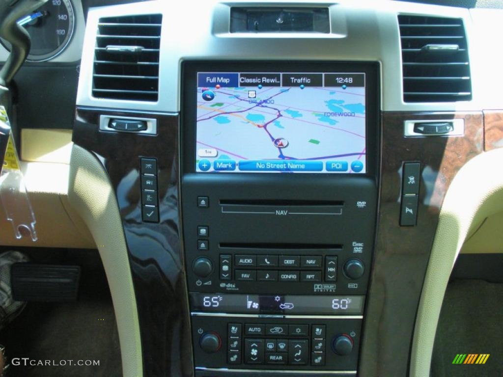 2010 Cadillac Escalade Standard Escalade Model Controls Photo #49403702