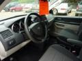 Stone White - Grand Caravan SE Photo No. 15