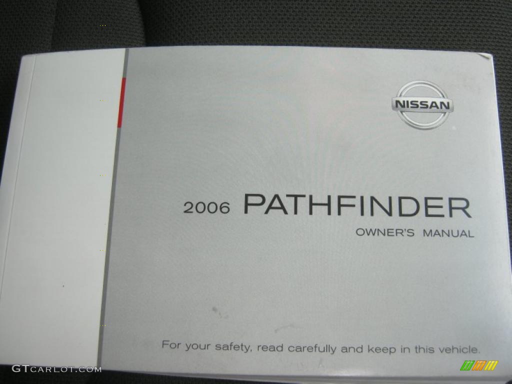 2006 Pathfinder SE 4x4 - Avalanche White / Graphite photo #21