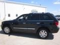 Black - Grand Cherokee Overland 4x4 Photo No. 22
