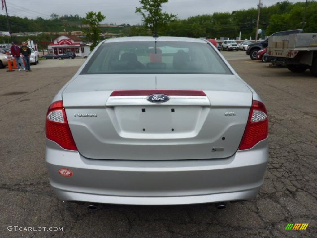 2010 Fusion SEL V6 - Brilliant Silver Metallic / Charcoal Black photo #3