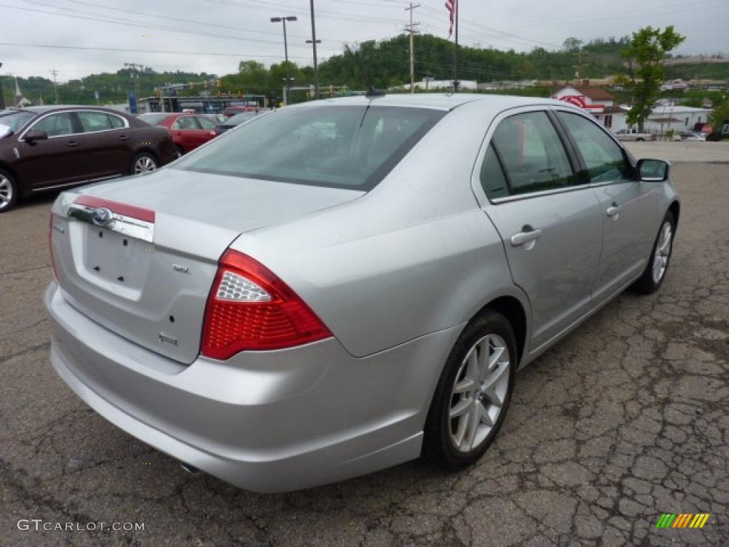 2010 Fusion SEL V6 - Brilliant Silver Metallic / Charcoal Black photo #4